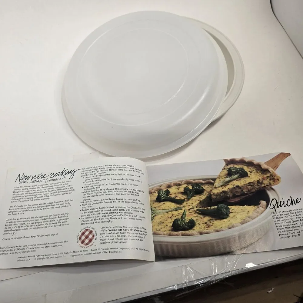 Vintage 23cm Tupperware Ultra 21 Ovenware 9” Ribbed Pie Quiche Pan 1766 with Lid